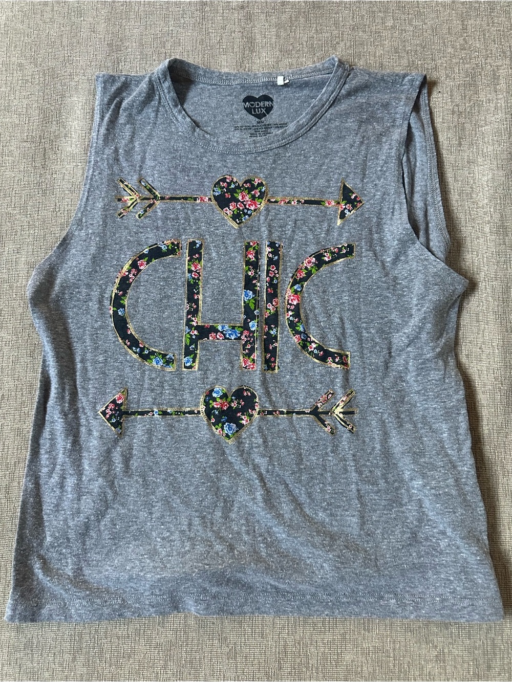 Modern Lux women’s Gray CHIC Floral Graphic Tank Top size medium